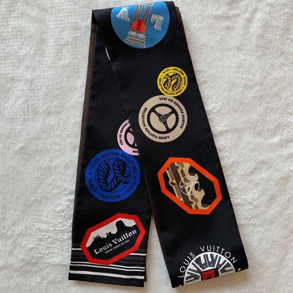 LOUIS VUITTON WORLD TOUR STICKERS BANDEAU - MP1820